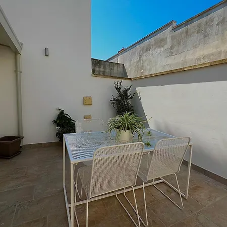 Messapia, La Casa Fra I Due Mari * Cellino San Marco